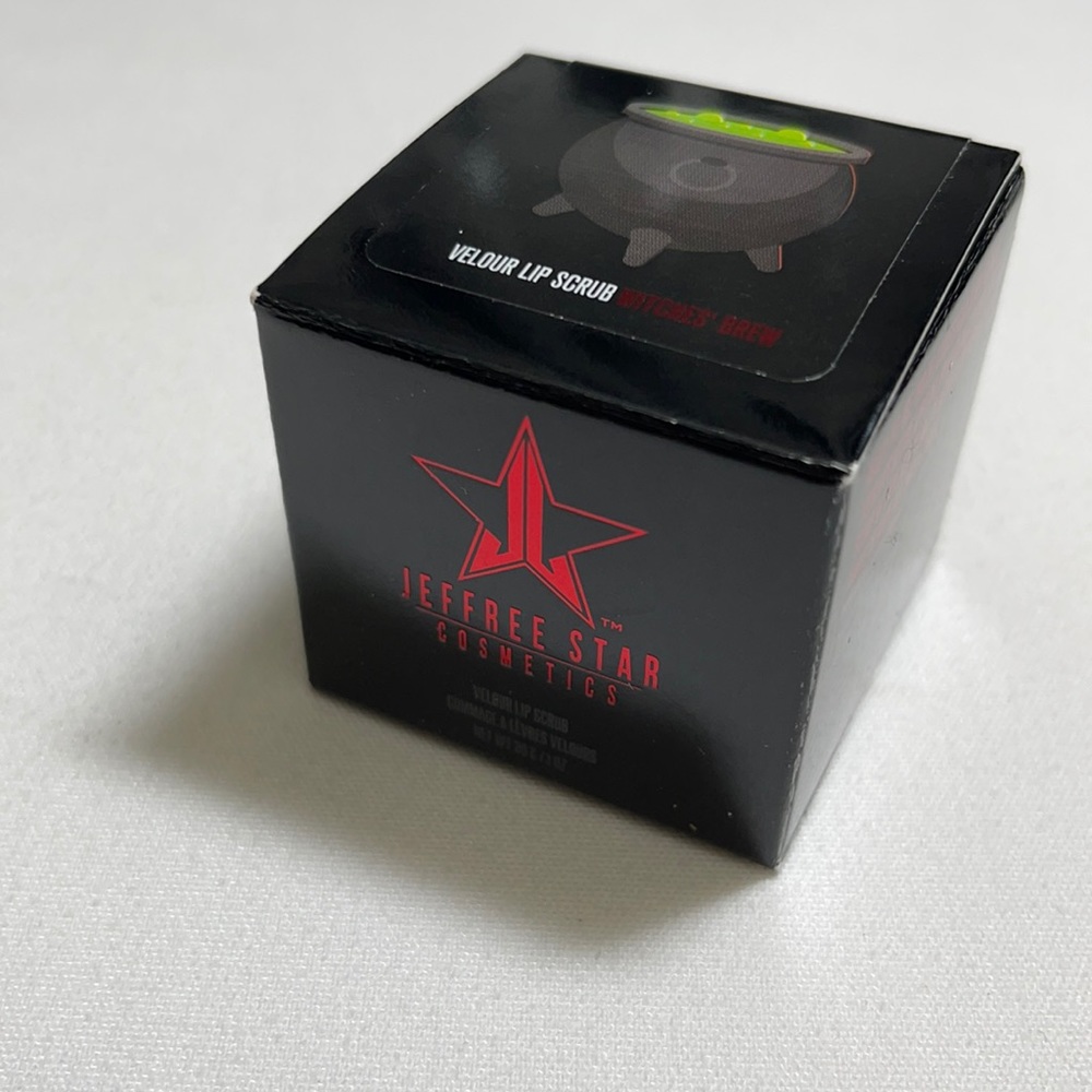 NIB Witch’s Brew Velour Lip Scrub